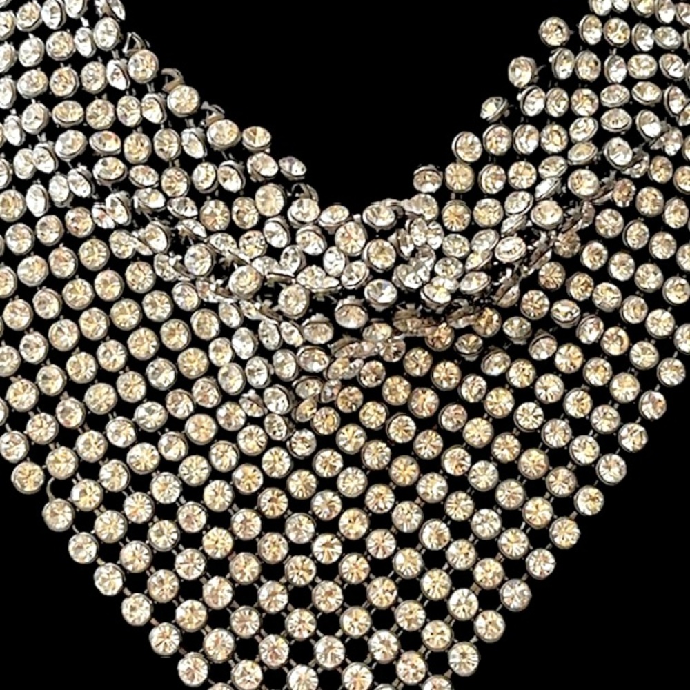 🔴 🇮🇹 ITALY CRYSTALS SCARF / BIB STYLE NECKLACE - Picture 3 of 6